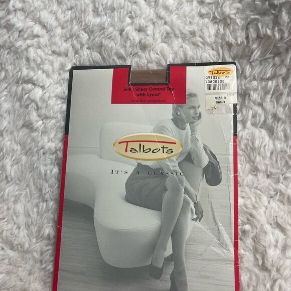 Talbots Silky Ultra Control top Pantyhose with Lycra Size B .Sand color. - Picture 2 of 6